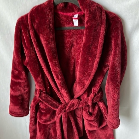Stars Above Burgundy Robe - Picture 1 of 13